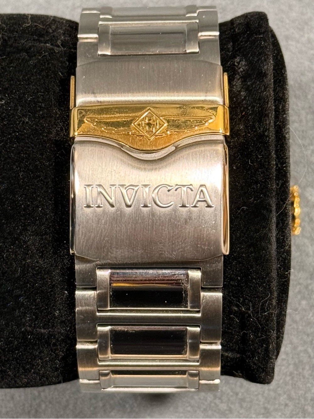 Invicta 30543 Reserve Herc Chronograph Men’s Watch - Picture 4 of 8